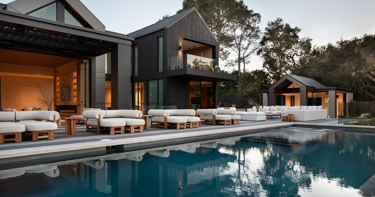 Cập nhật từ CIRE – 10 giao dịch bất động sản tạo tiếng vang toàn cầu nửa đầu năm 2025