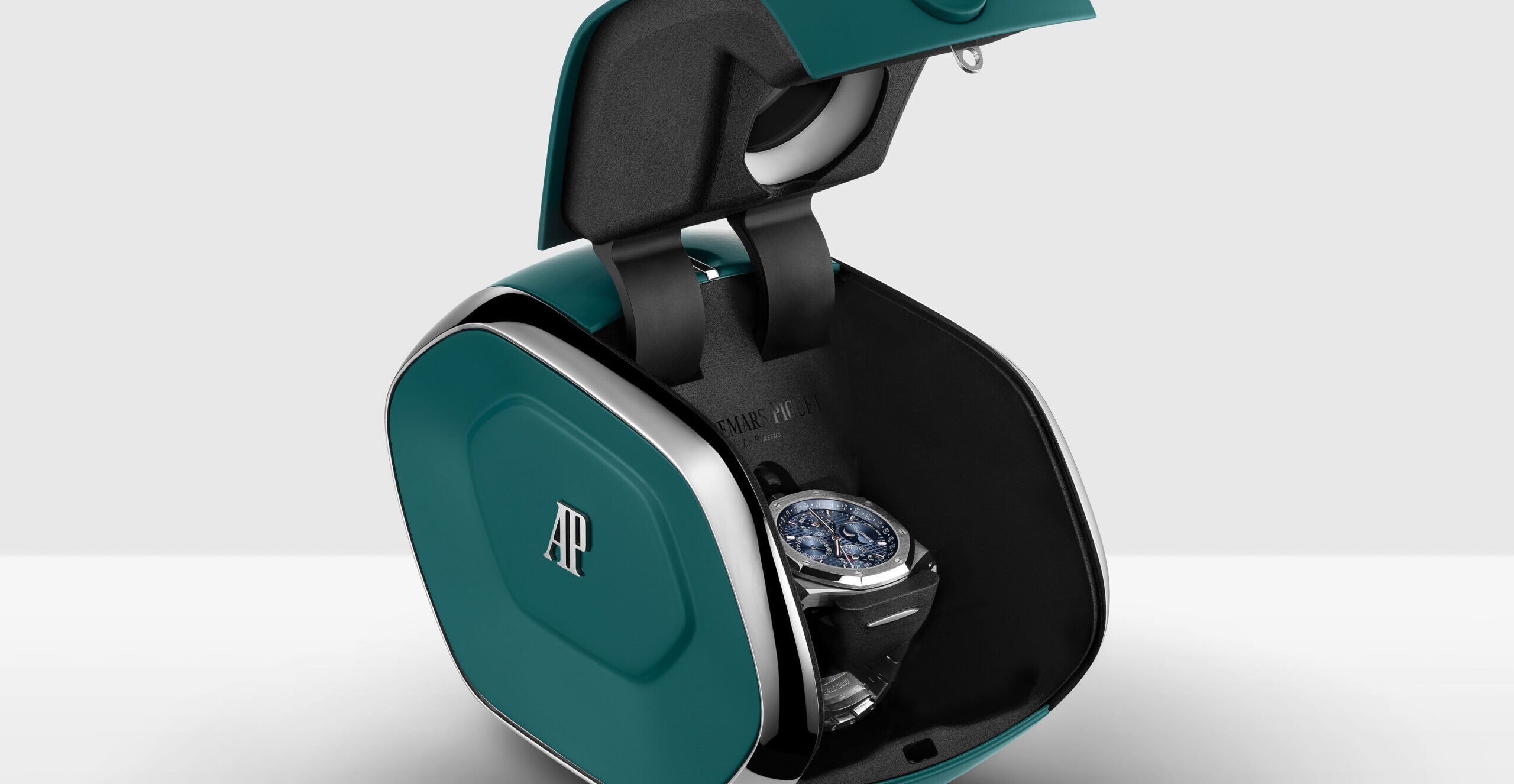 Audemars Piguet trình làng giải pháp tự động hóa đầu tiên cho phiên bản Royal Oak Perpetual Calendar