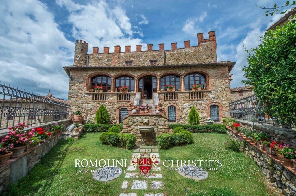 Ý – Lâu đài tại vùng Chianti, Bucine