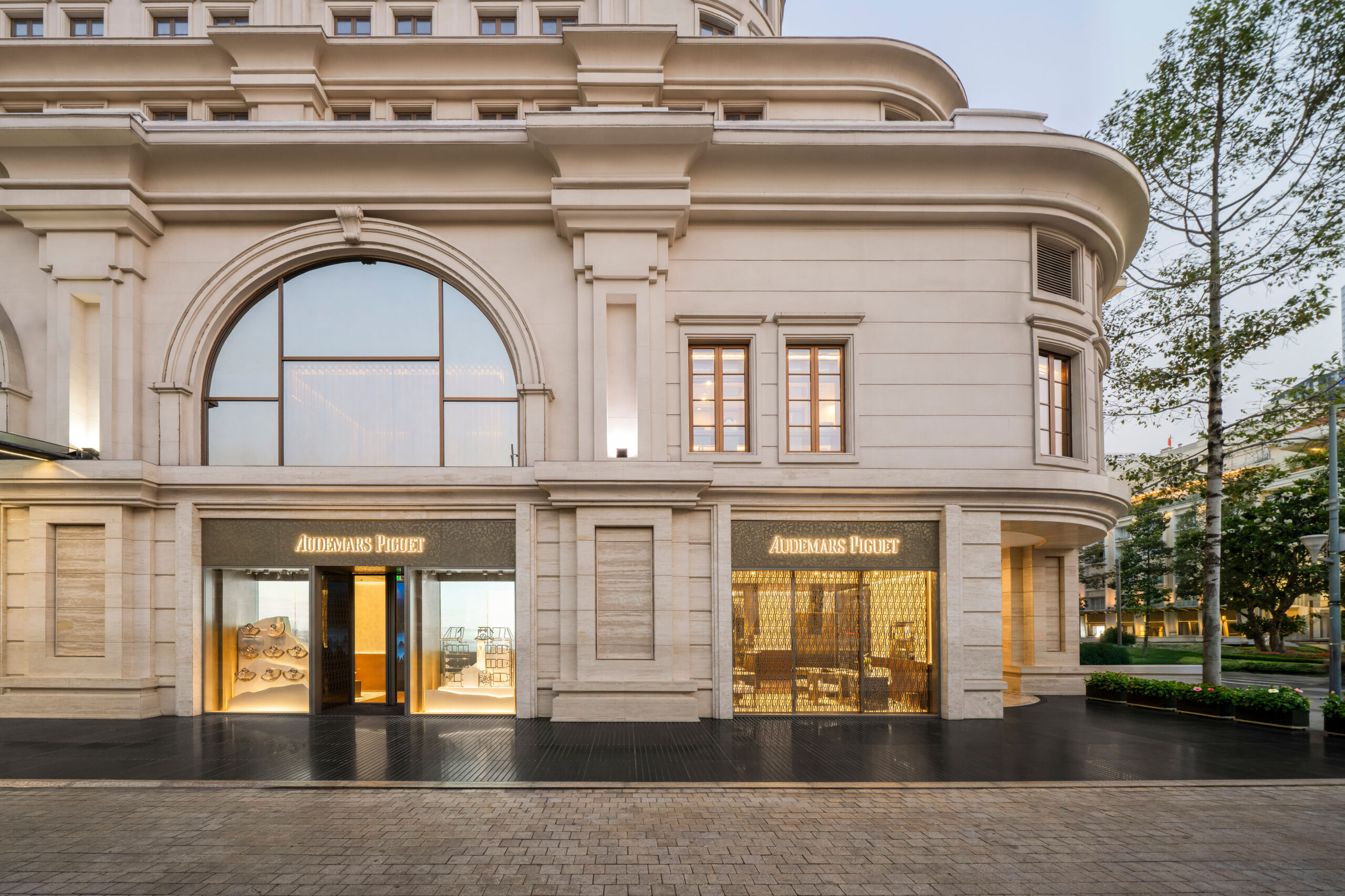 Audemars Piguet ra mắt diện mạo Boutique hoàn toàn mới tại TP. Hồ Chí Minh